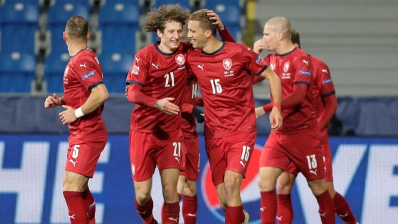 Tak Cuma Rusia, Timnas Indonesia Bisa Lawan 4 Negara Eropa yang Masuk 50 Besar dalam Ranking FIFA Ini
            - galeri foto