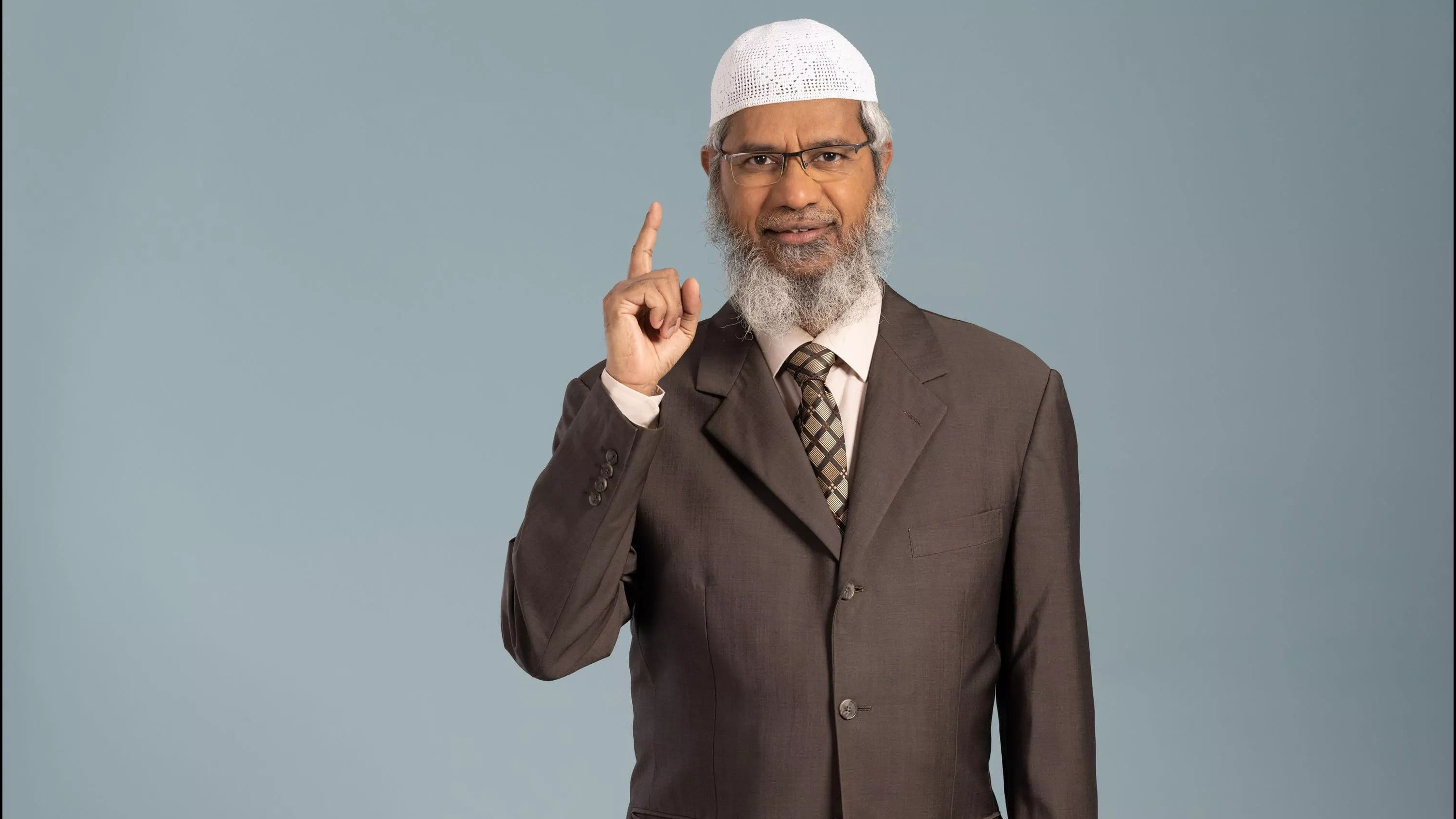 Umat Non-Muslim Justru Ramai-ramai Danai Safari Dakwah Zakir Naik di ...