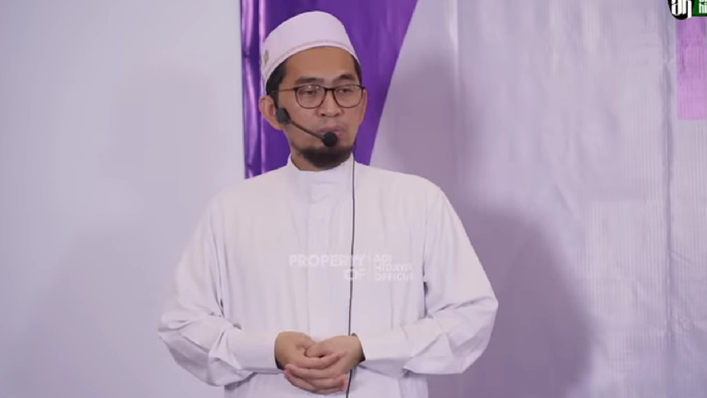 Potret Ustaz Adi Hidayat