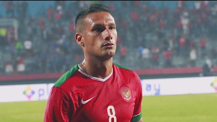 Mantan pemain timnas Indonesia, Raphael Maitimo.