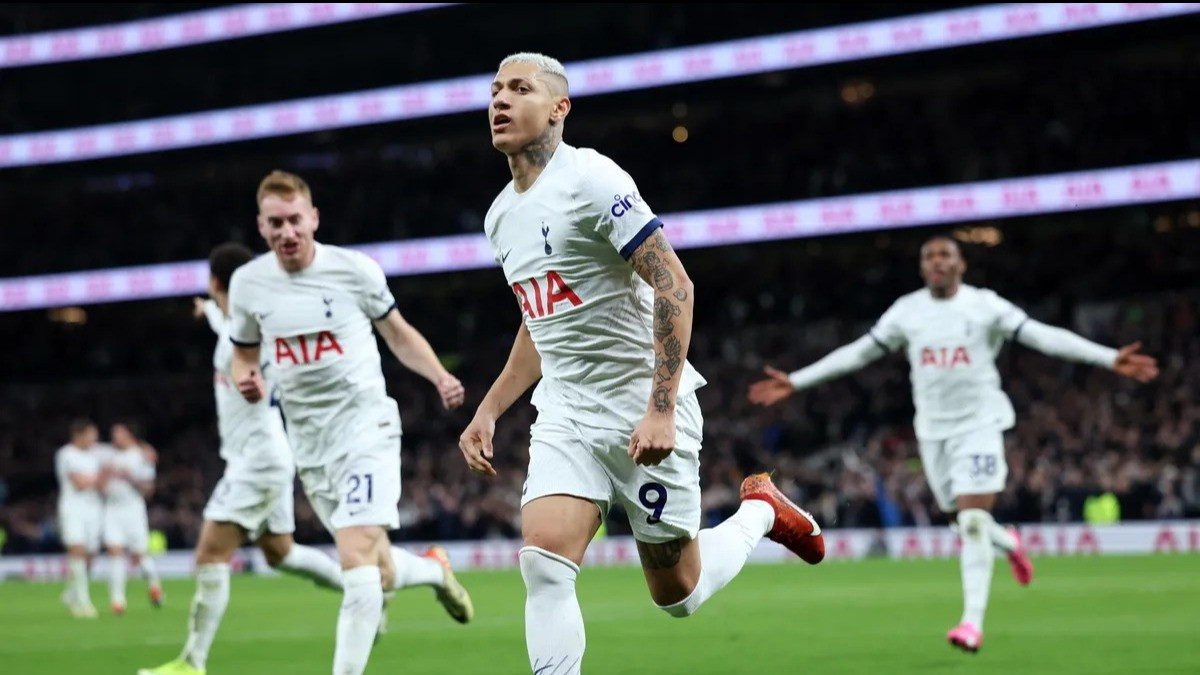 Tottenham Hotspur menang atas Brentford