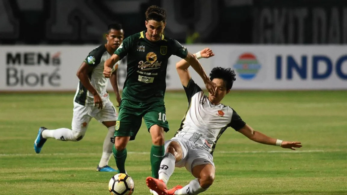 Mantan Pemain Persebaya, Robertino Pugliara