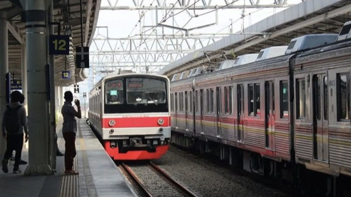 Kereta Commuter Line (KRL)