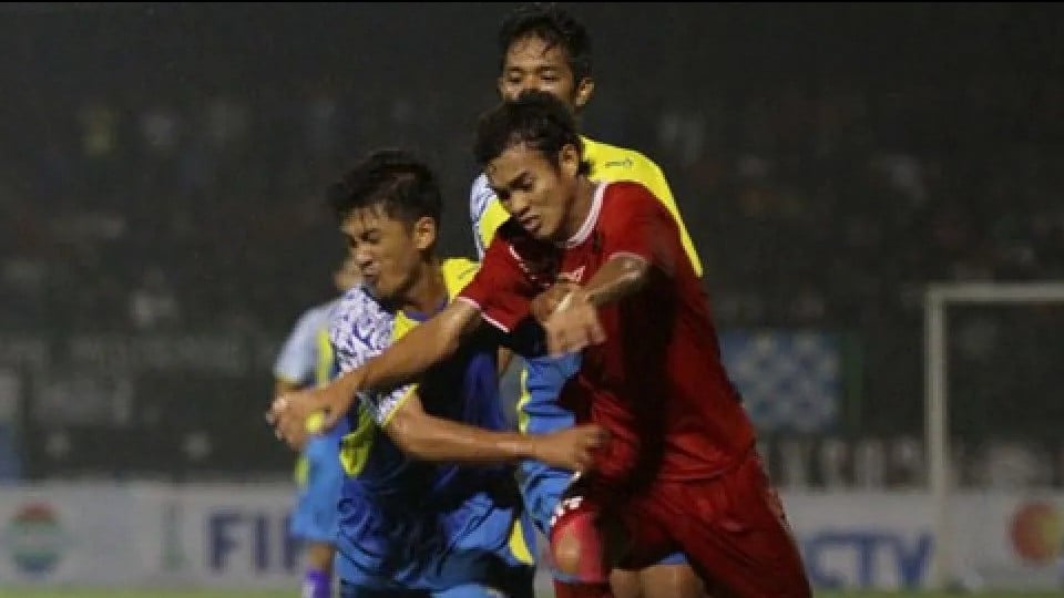 Masih Ingat dengan 3 Eks Timnas Indonesia Ini? Dulunya Sempat Jadi Bintang Lapangan, Tapi kini Kariernya Malah...
            - galeri foto