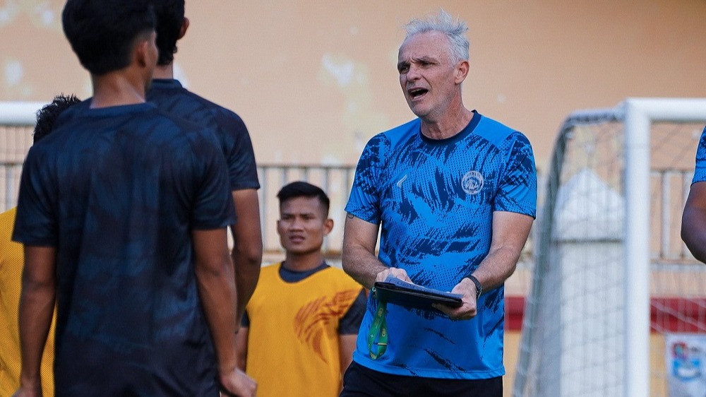 Pelatih Arema FC Joel Cornelli