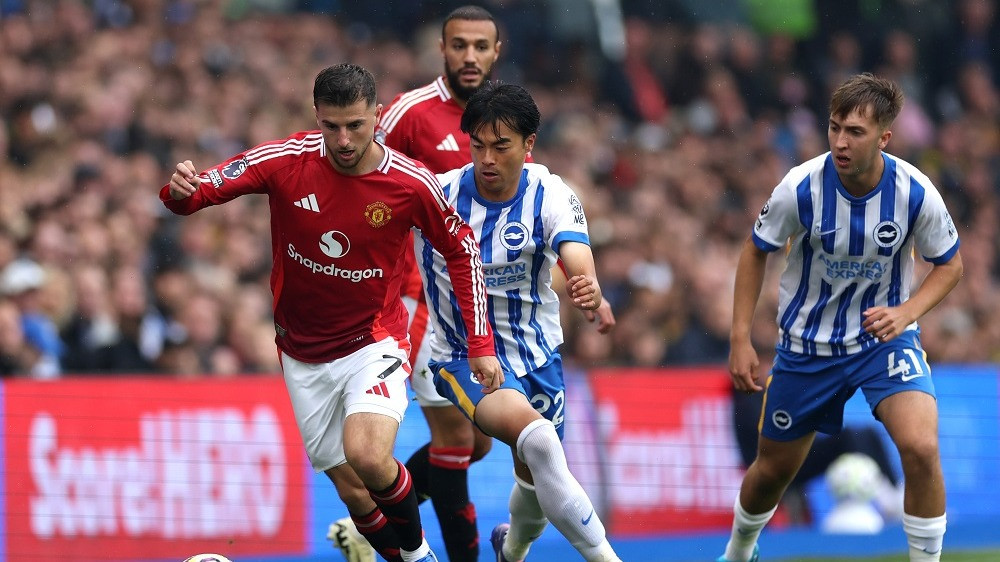 Manchester United menghadapi Brighton