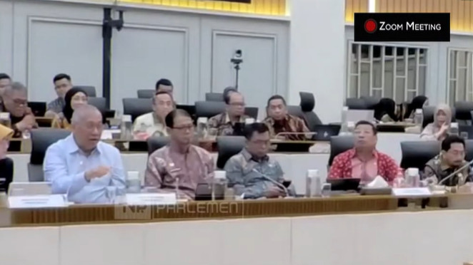 Direktur Utama Perum Bulog, Bayu Krisnamurthi, mengungkapkan potensi kelangkaan beras yang mungkin terjadi pada awal tahun 2025.