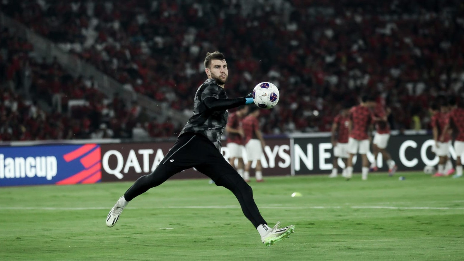 Maarten Paes di Laga Timnas Indonesia Vs Australia