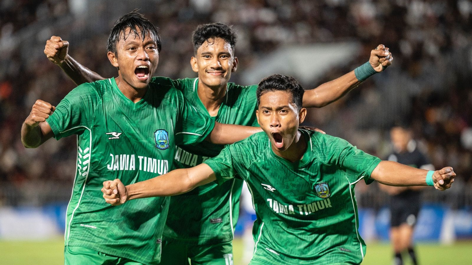 Beda Jalan Menunju Final PON 2024: Jabar Adu Penalti, Jatim Singkirkan Tim Tuan Rumah Aceh
            - galeri foto