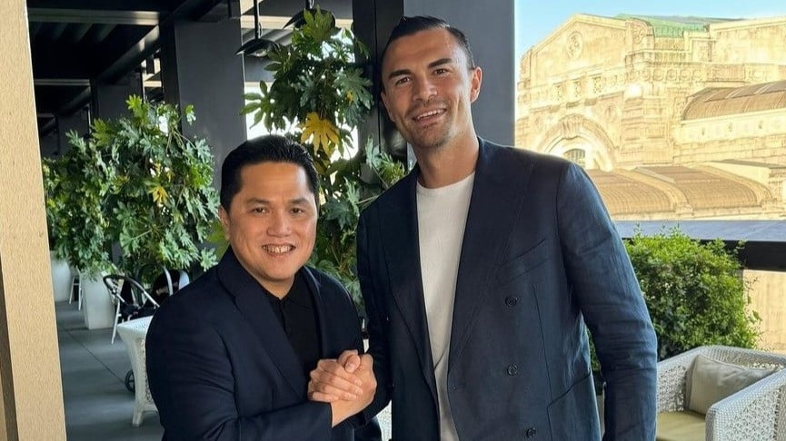 Foto Ketua Umum PSSI, Erick Thohir dan Emil Audero