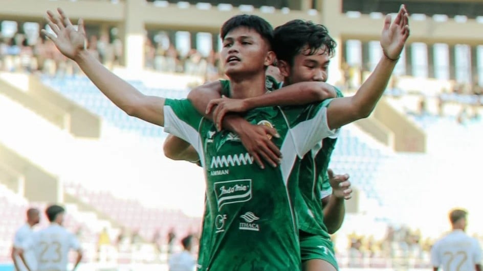 Hokky Caraka usai mencetak gol untuk PSS Sleman.