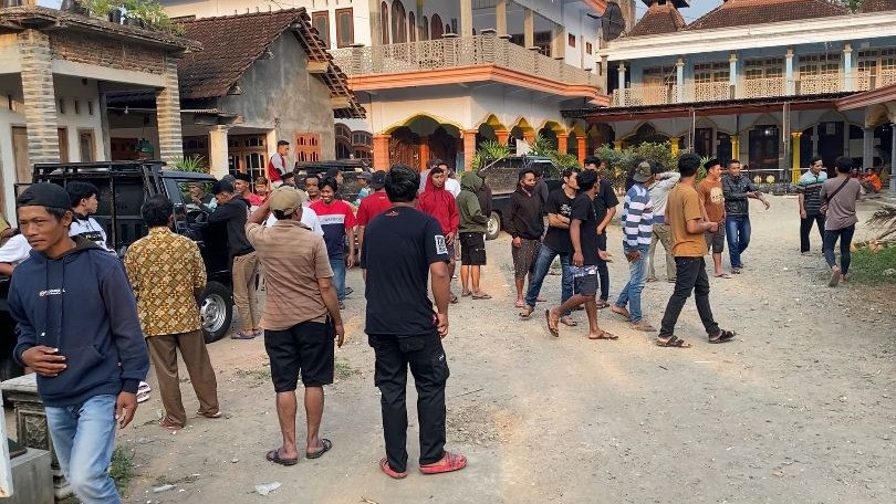 Puluhangeruduk Pondok Pesantren di wilayah Kecamatan Kampak, Kabupaten Trenggalek tuntut kasus santriwati hamil.