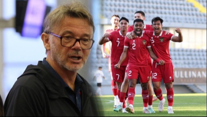 Mantan pelatih Timnas Vietnam, Philippe Troussier (kiri) dan lima pemain Timnas Indonesia (kanan)