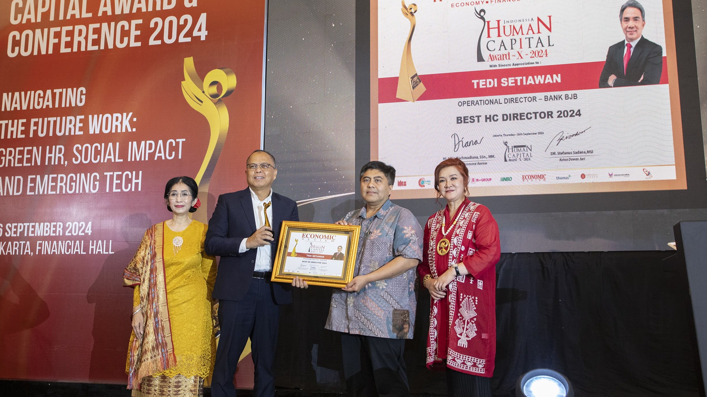 bank bjb Raih 3 Penghargaan Indonesia Human Capital Award (IHCA) X 2024