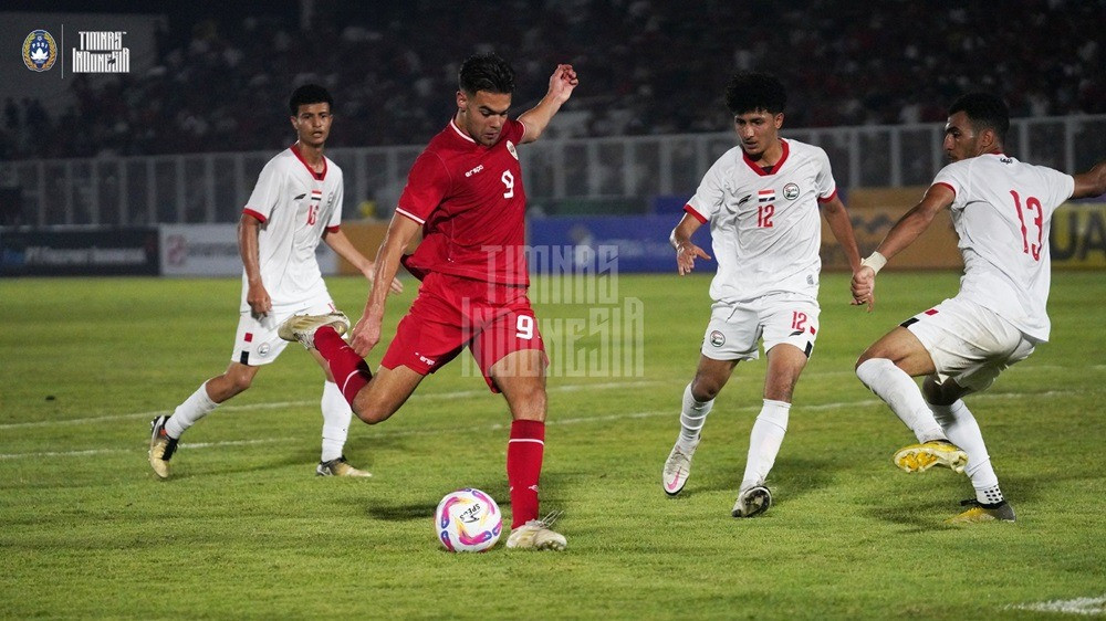 Jens Raven buktikan kelas di hadapan Shin Tae-yong saat Timnas Indonesia U-20 hadapi Yaman