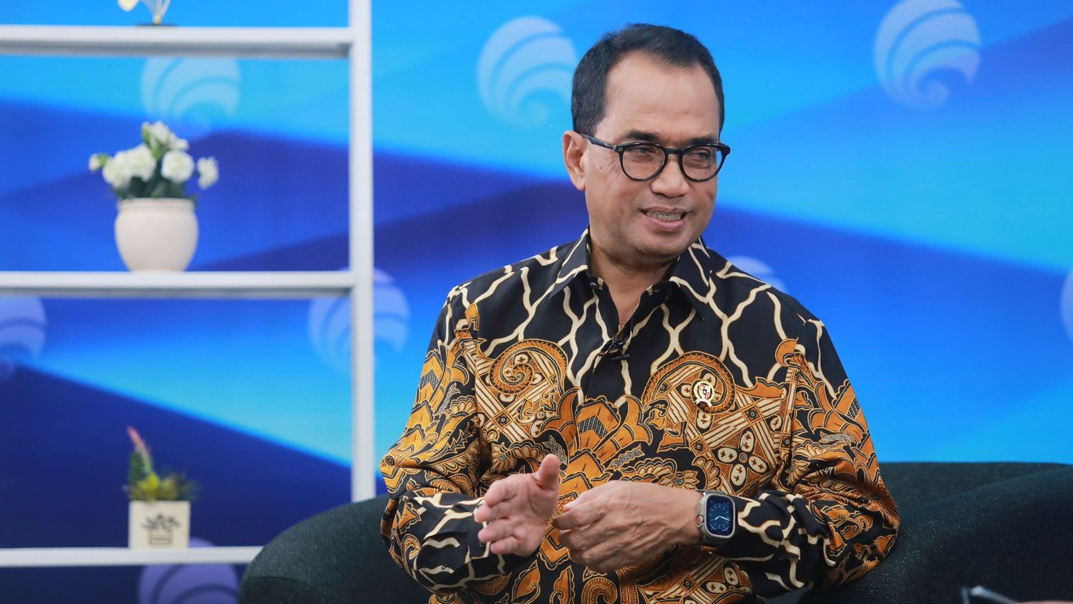 Menteri Perhubungan RI, Budi Karya Sumadi, dalam Forum Merdeka Barat 9 (FMB9) dengan tema 10 Tahun Menghubungkan Indonesia untuk Pemerataan dan Keadilan, Senin (30/9/2024).