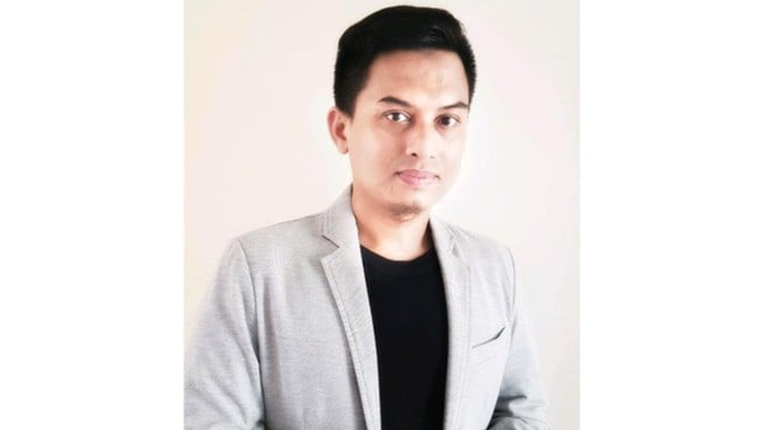 Raden Muhsin Budiono  General Manager Region Jatim Balinus - CENITS  (Centre for Energy and Innovation Technology Studies)