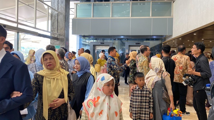 Suasana pelantikan calon anggota DPR, DPD, MPR periode 2024-2029 di Gedung DPR, Jakarta Pusat, Selasa (1/10/2024).