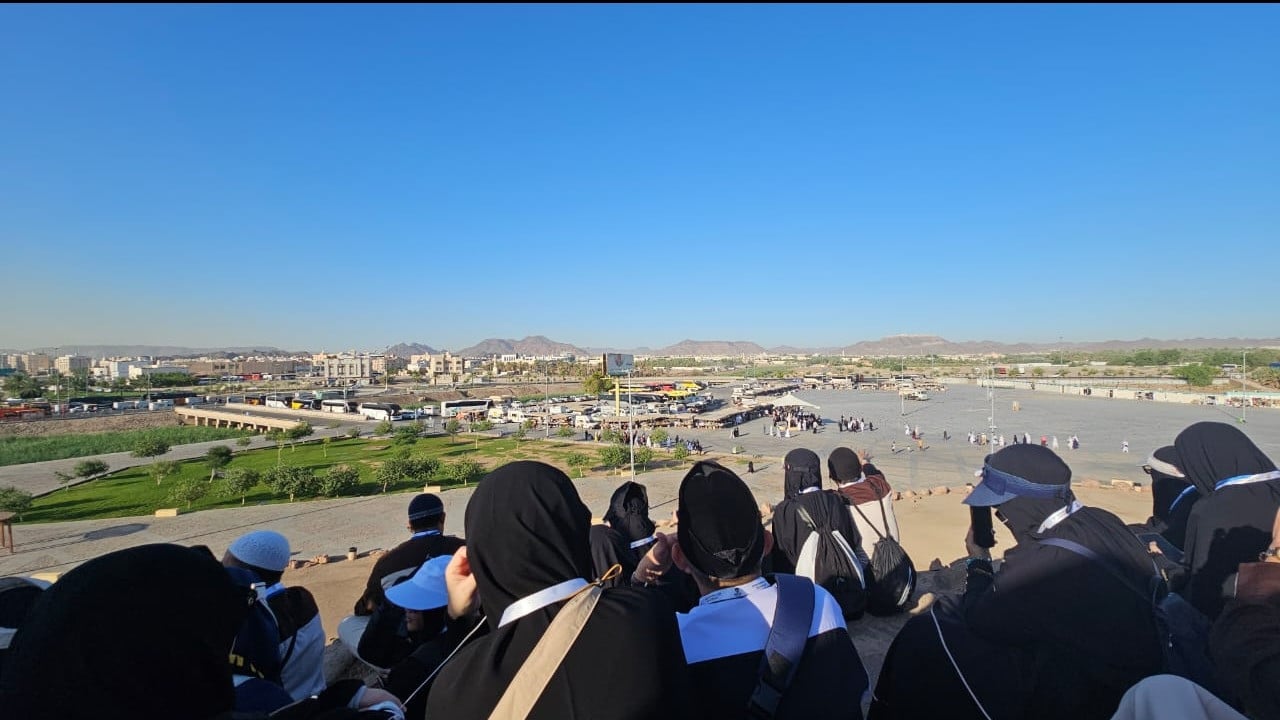 Ustaz Khalid Basalamah menceritakan kisah mendalam para syuhada Uhud di Bukit Pemanah.