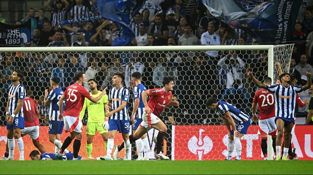 Manchester United hampir kalah dari FC Porto di Liga Europa