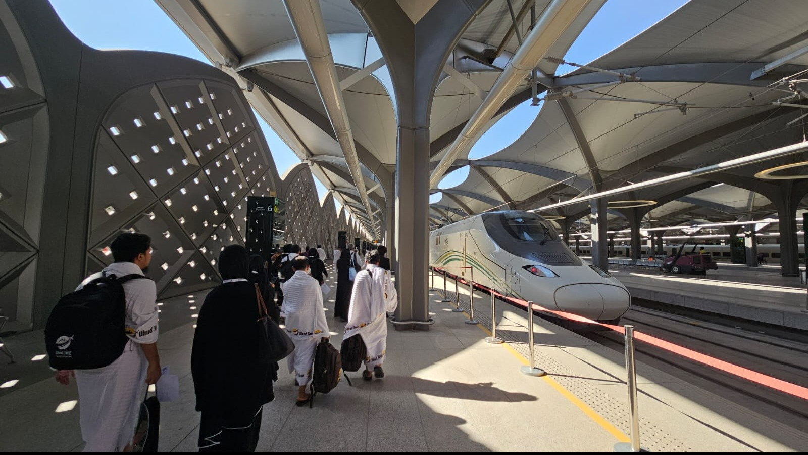 Kereta Cepat Haramain Express yang dinaiki jemaah umrah Uhud Tour.