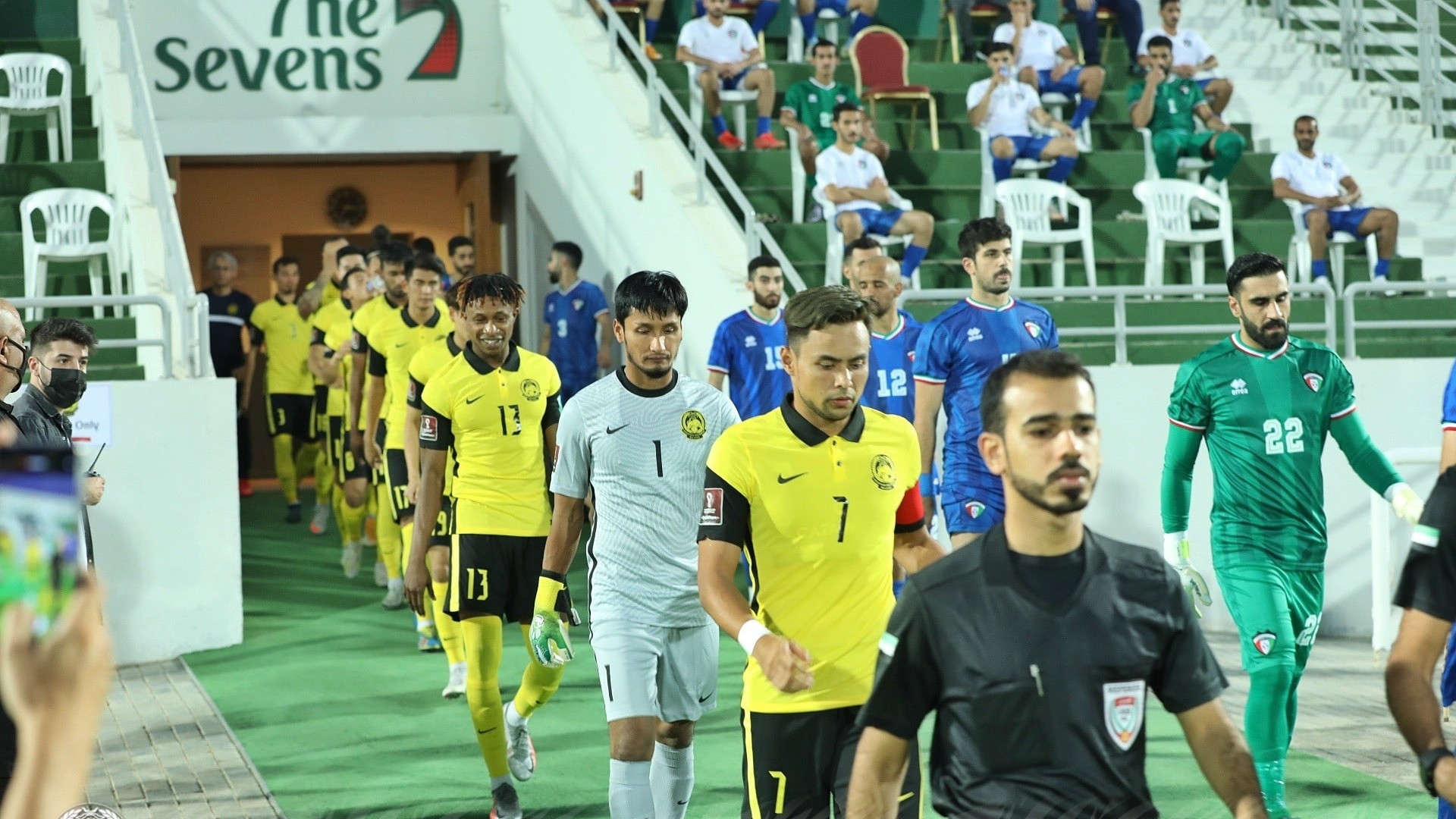 Mau Tiru Cara Timnas Indonesia tapi Pemain Keturunan Malaysia Kualitasnya Masih Berada di Tahap Ini …
            - galeri foto