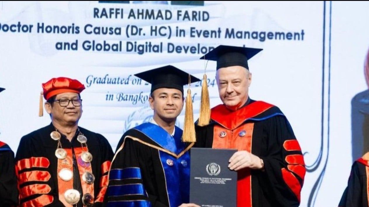 Heboh Gelar Abal Doktor Honoris Causa, Hotman Paris ‘Blak-blakan’ Sebut Raffi Ahmad Sosok Nakal Tapi…