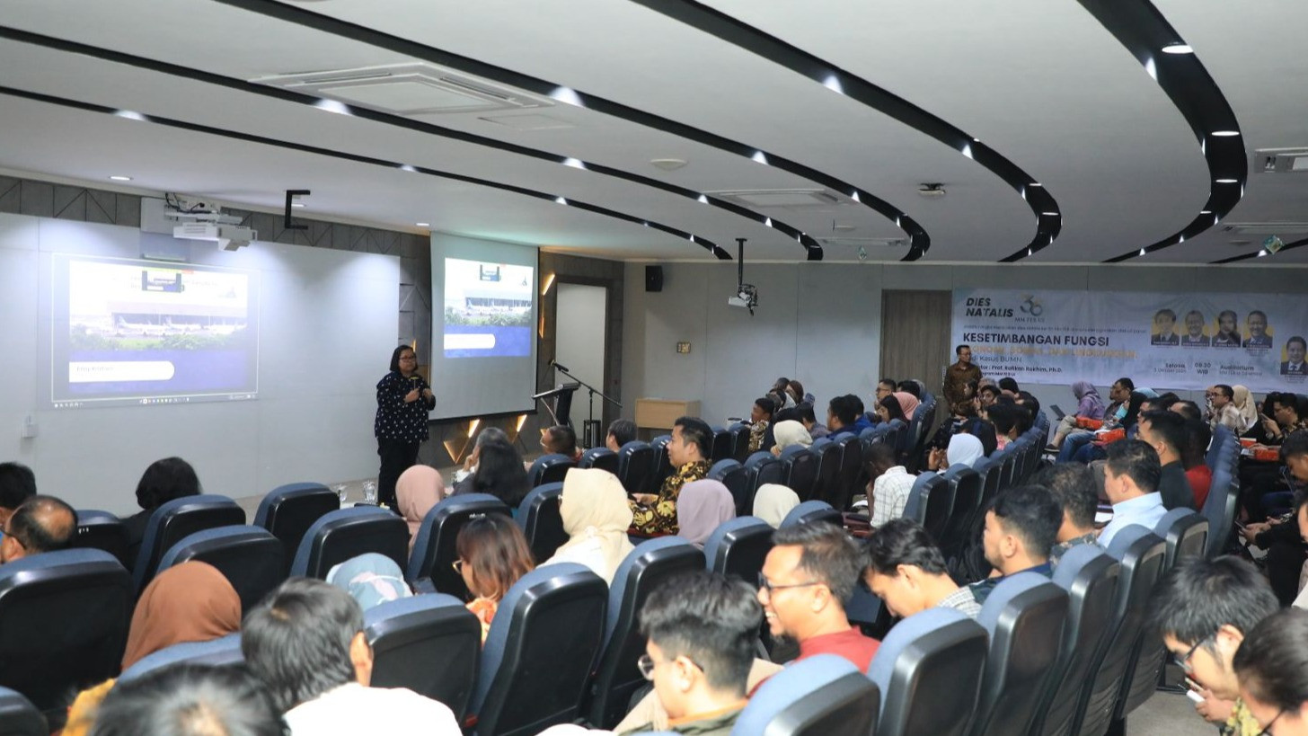 Diskusi panel di Fakultas Ekonomi dan Bisnis (FEB) Universitas Indonesia (UI) dengan tema  Kesetimbangan Fungsi Ekonomi, Sosial, dan Lingkungan: Studi Kasus BUMN .