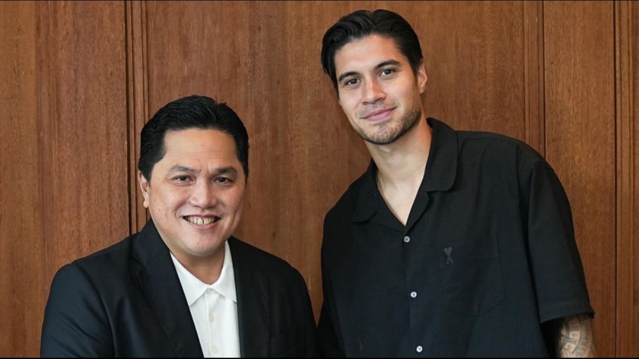 Calon pemain naturalisasi Timnas Indonesia, Kevin Diks bertemu Ketua Umum PSSI Erick Thohir