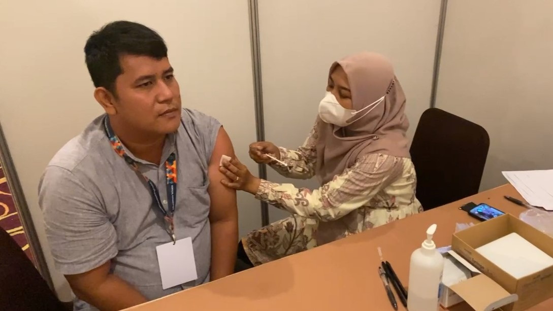 400 Jemaah ElHaramain Wisata Antusias Ikuti Manasik dan Pembekalan Umrah, Ada juga Fasilitas Suntik Vaksin Meningitis