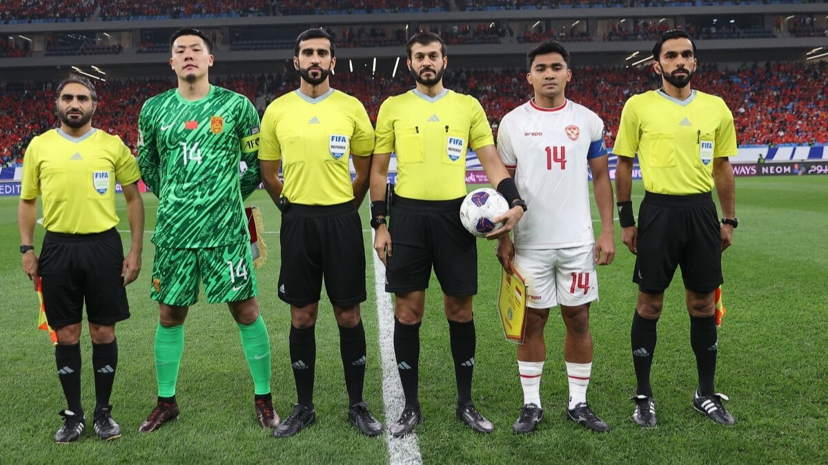 Komentar Mengejek Media Vietnam atas Kekalahan Timnas Indonesia dari China: Golden Star Warriors Masih Unggul ...
            - galeri foto