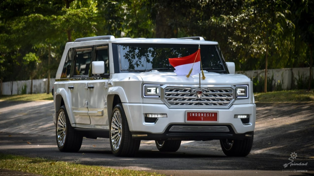 Mobil taktis (rantis) Maung MV3 Garuda Limousine produksi PT Pindad.