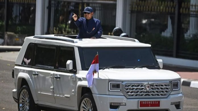 Tampil Perdana Jadi Presiden, Prabowo Pakai Mobil Karya Anak Bangsa MV3 Garuda, Pindad: Kami Terharu