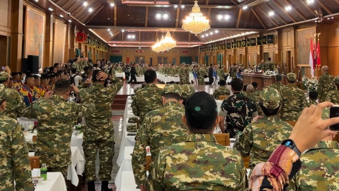 Suasana makan malam Kabinet Merah Putih di Akmil Magelang