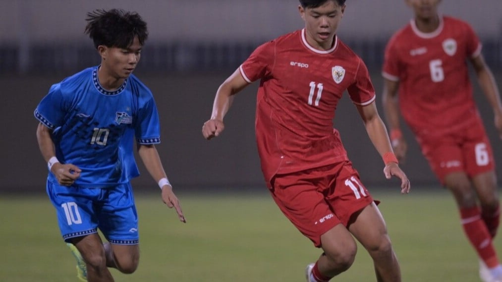 Pemain Timnas Indonesia U-17 saat berhadapan dengan para pemain Kepulauan Mariana Utara.