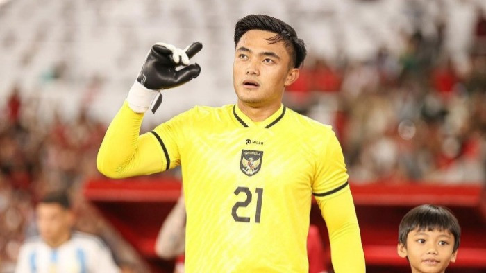 Kiper Timnas Indonesia, Ernando Ari Sutaryadi