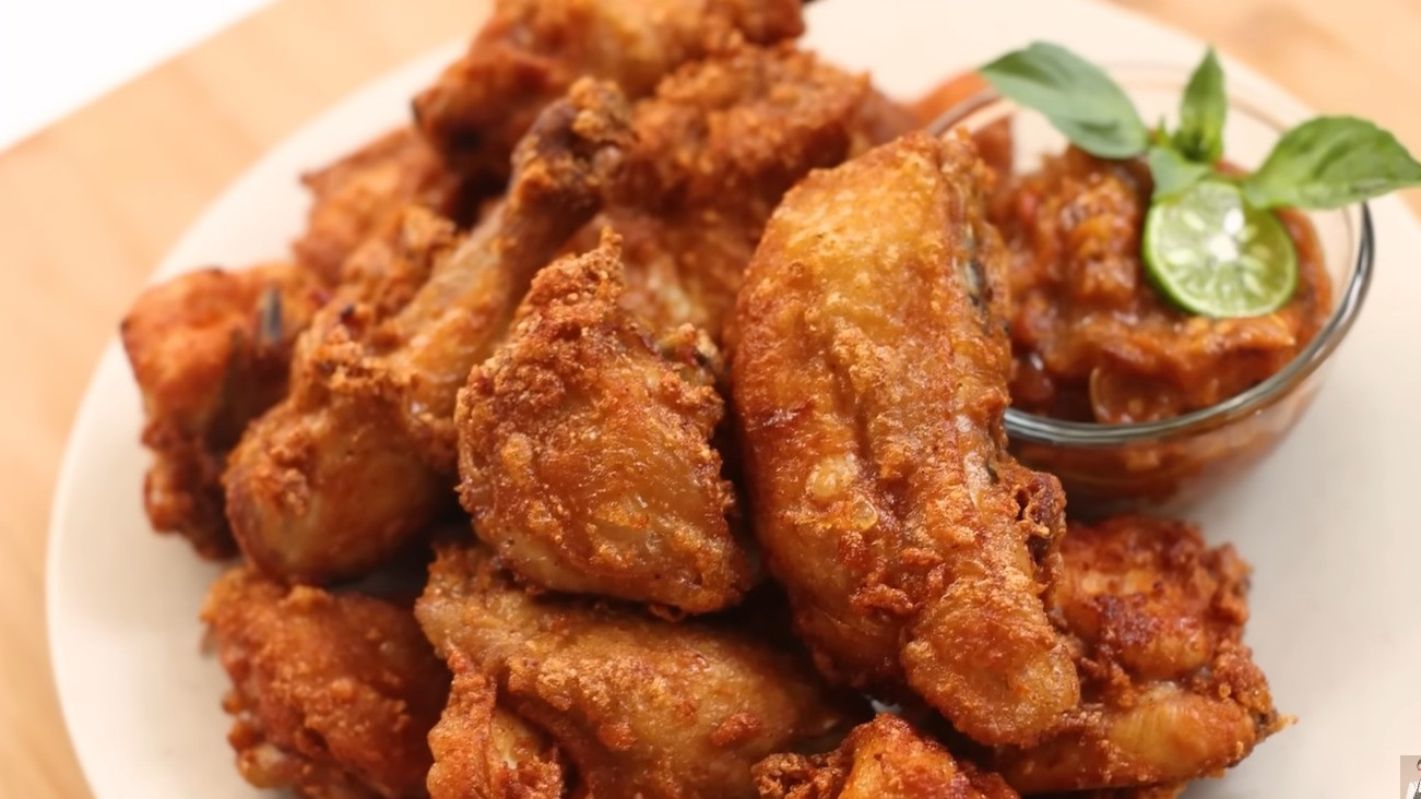 Resep ayam goreng dan sambal spesial ala Chef Devina Hermawan