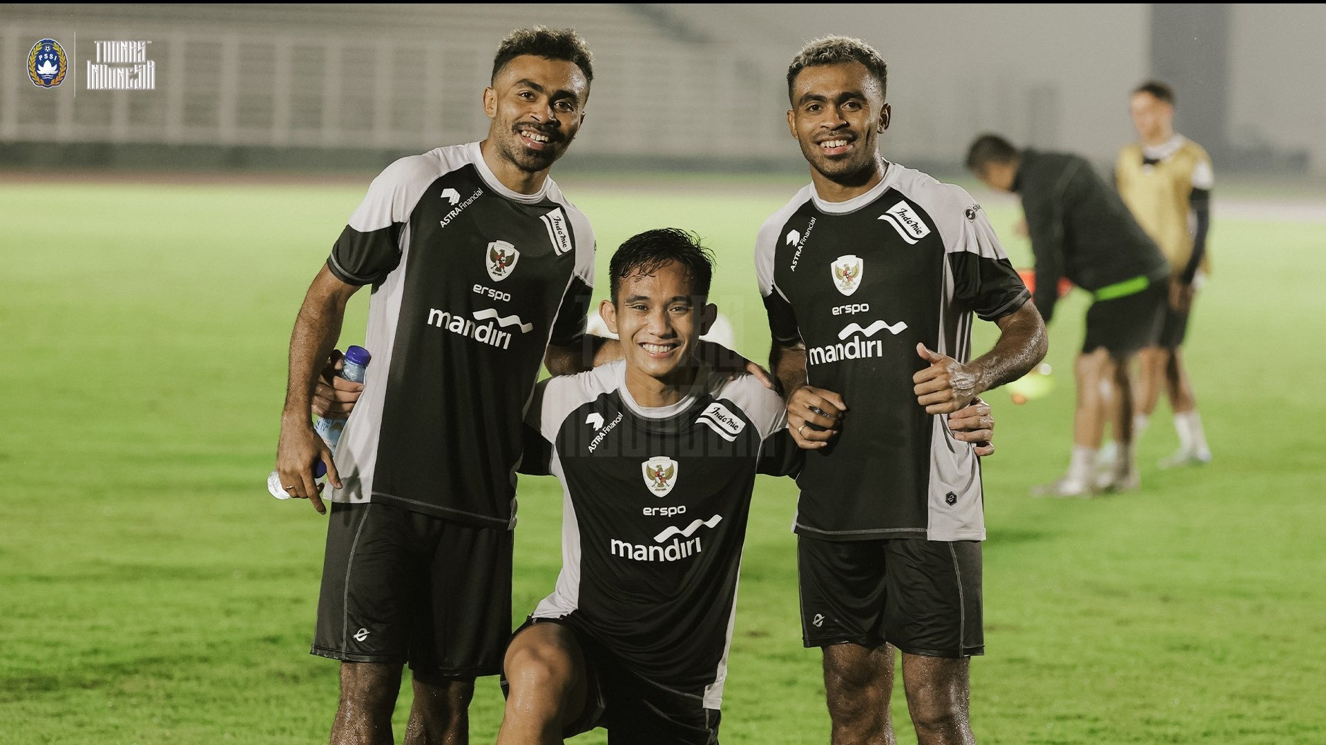 Pemain Timnas Indonesia, Yakob dan Yance Sayuri