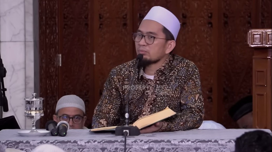 Ustaz Adi Hidayat (UAH)