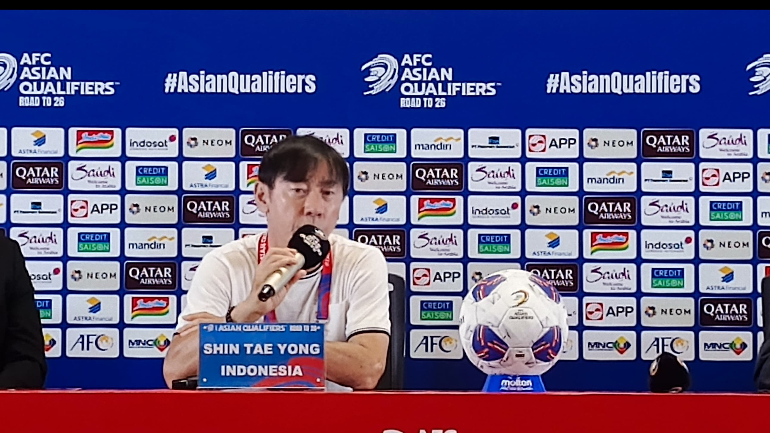 Pelatih Timnas Indonesia, Shin Tae-yong di Sesi Konferensi Pers usai Laga Kontra Jepang