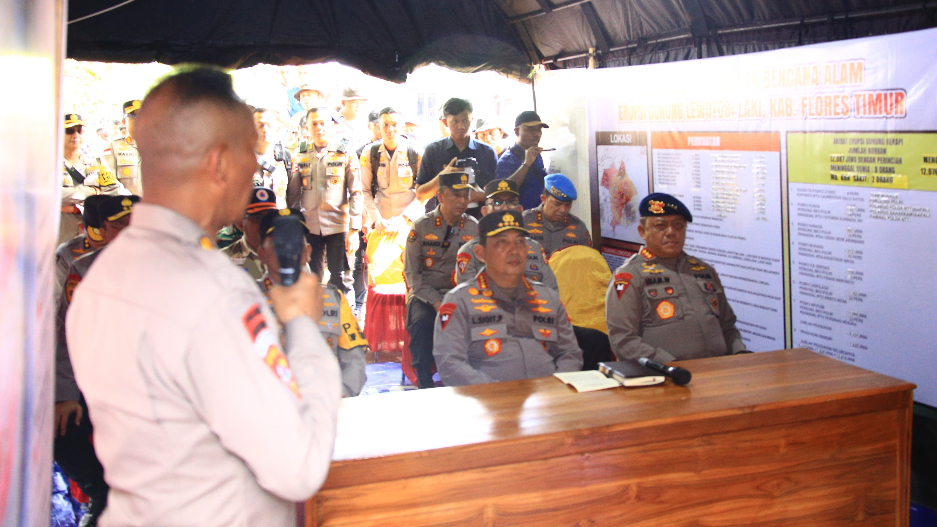 Kapolri Jenderal Pol. Listyo Sigit Prabowo berkunjung ke Nusa Tenggara Timur (NTT), Senin (18/11/24).