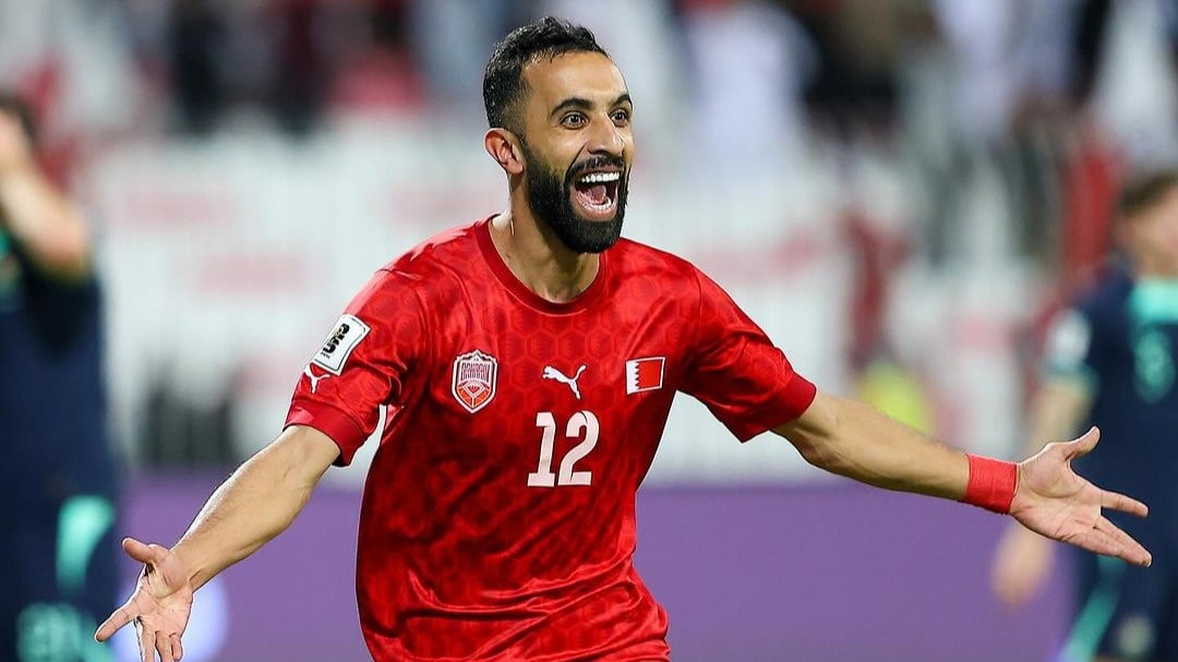 Mahdi Abduljabbar rayakan gol Bahrain ke gawang Australia