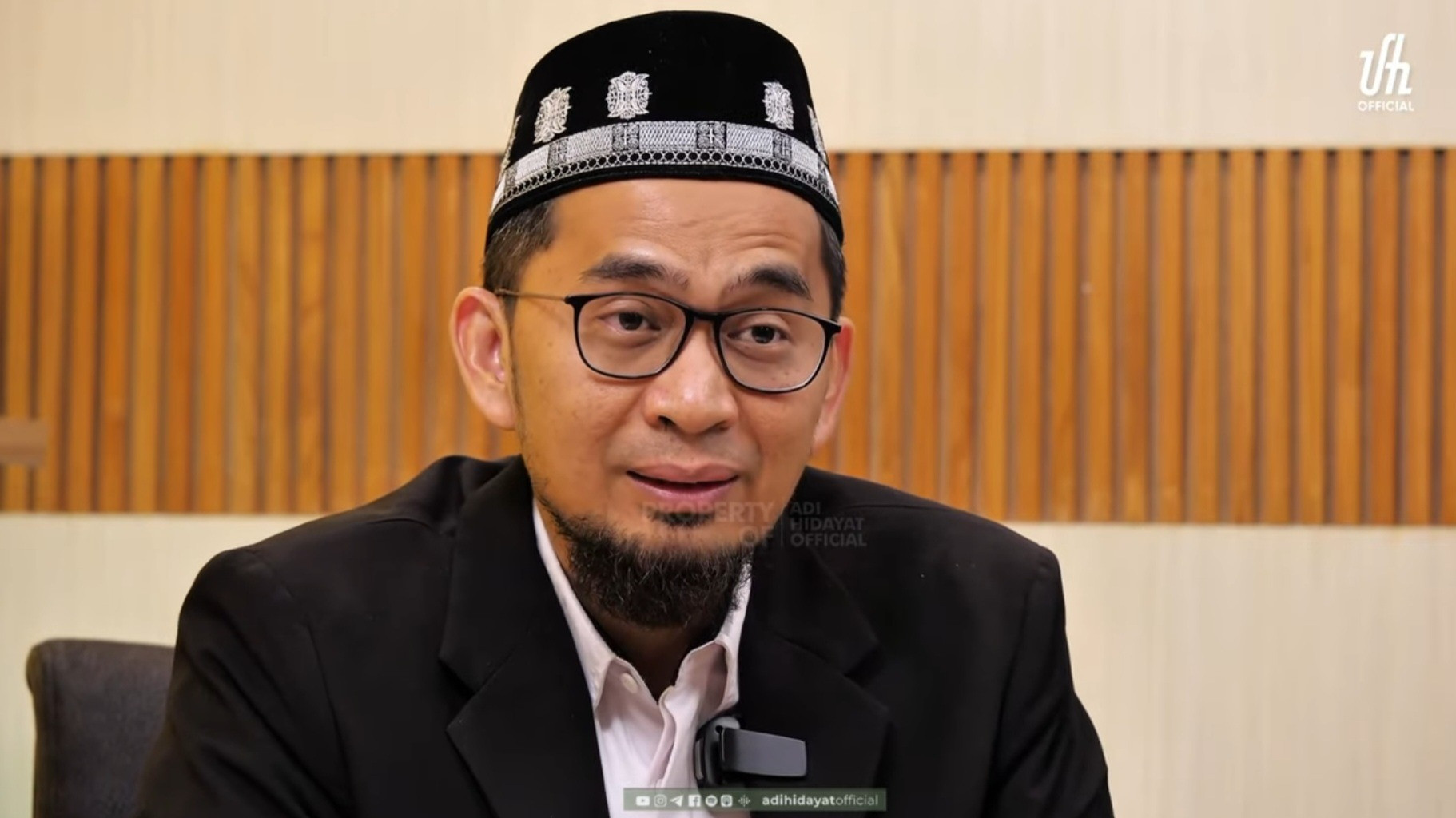 Ustaz Adi Hidayat