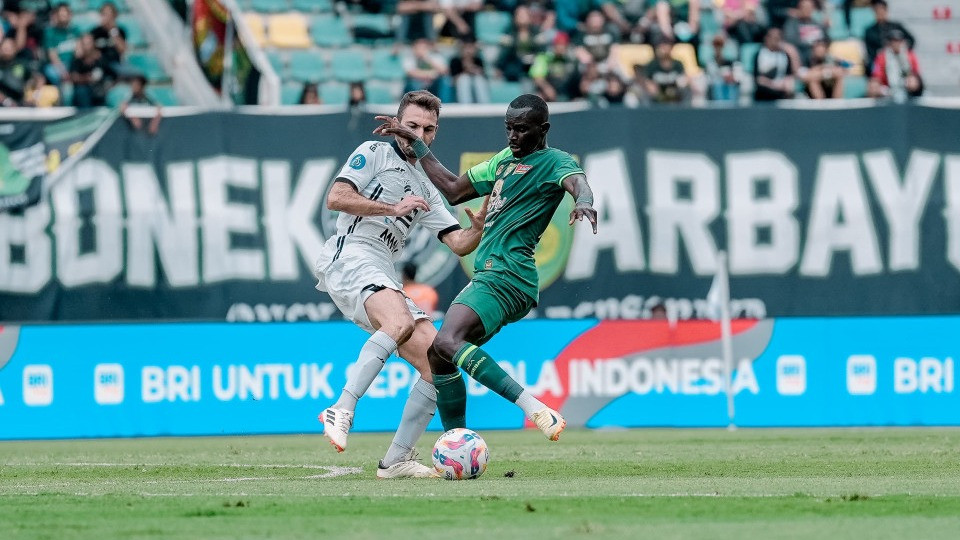 Hasil Liga 1 Persebaya Vs Persija: Gol Pilar Timnas Palestina Bawa Bajul Ijo Epic Comeback dan Kudeta Puncak Klasemen
            - galeri foto