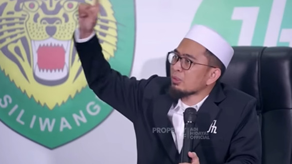 Ustaz Adi Hidayat, amalan agar doa terkabul