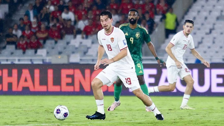 Thom Haye ketika beraksi di laga Timnas Indonesia melawan Arab Saudi