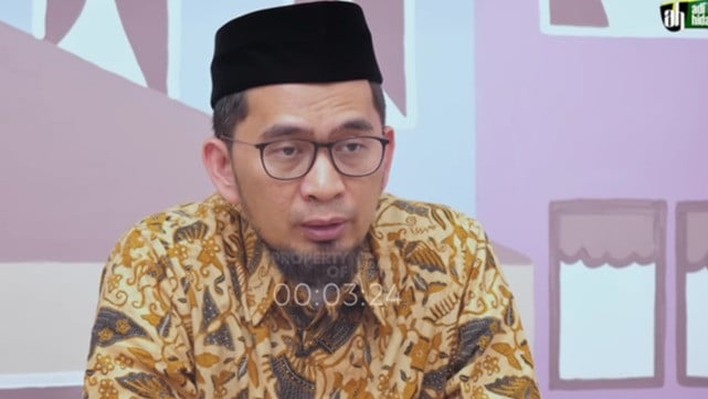 Ustaz Adi Hidayat Jelaskan Amalan pelunas utang