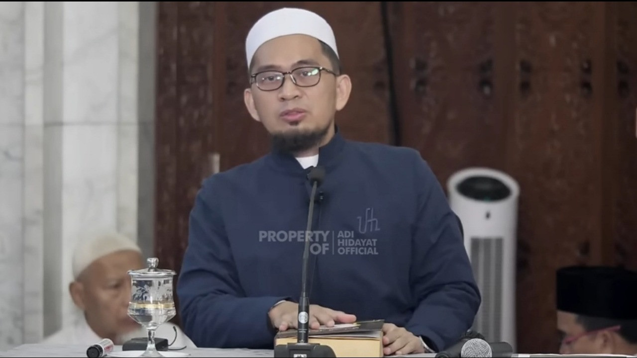 Ustaz Adi Hidayat (UAH) bocorkan dua amalan zikir pamungkas agar rezeki moncer