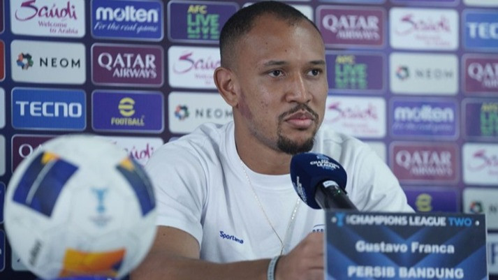 Omongan Berkelas Gustavo Franca usai Bawa Persib Bandung Juara Liga 1 2024-2025
            - galeri foto