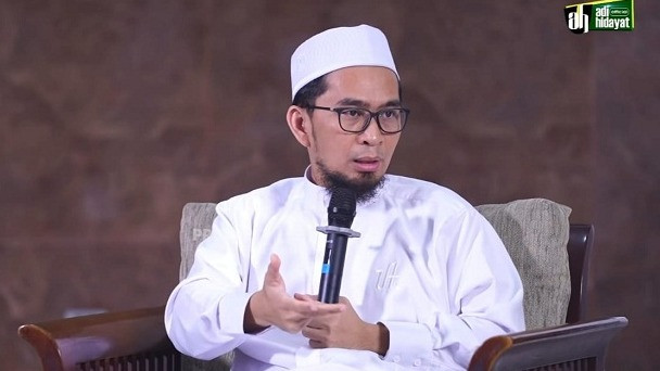 Ustaz Adi Hidayat ungkap ciri orang yang sudah bersih dari dosa